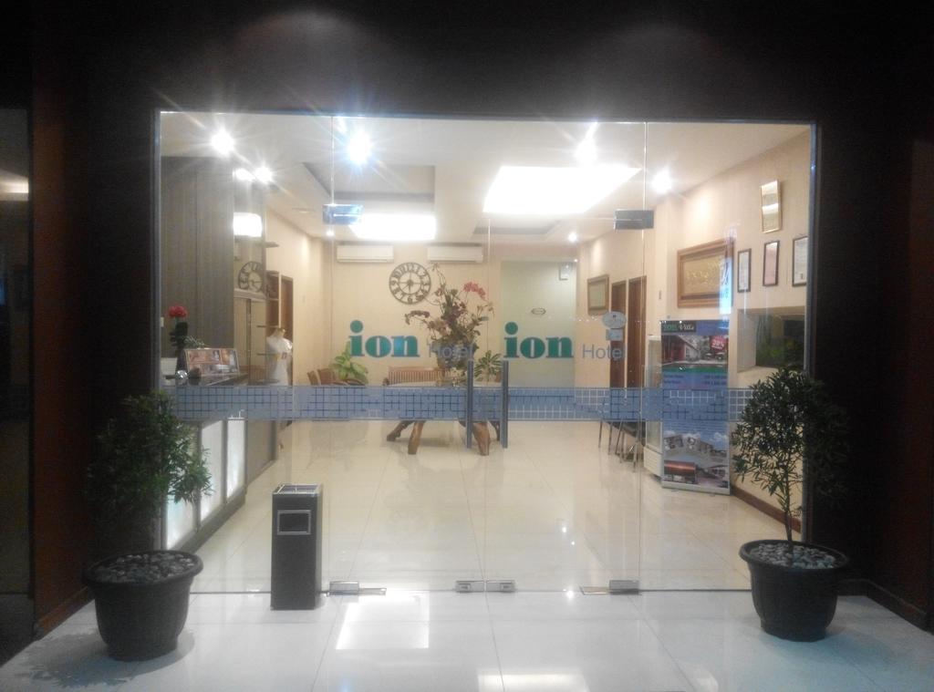 Ion Hotel Padang  Extérieur photo