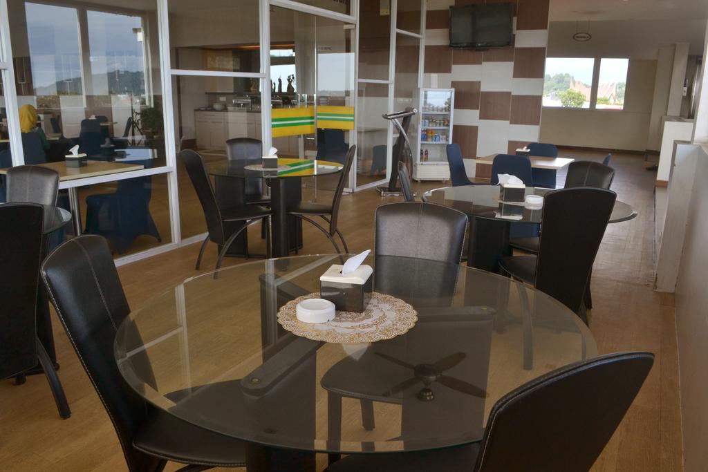 Ion Hotel Padang  Extérieur photo